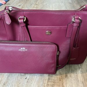Coach purse and wallet